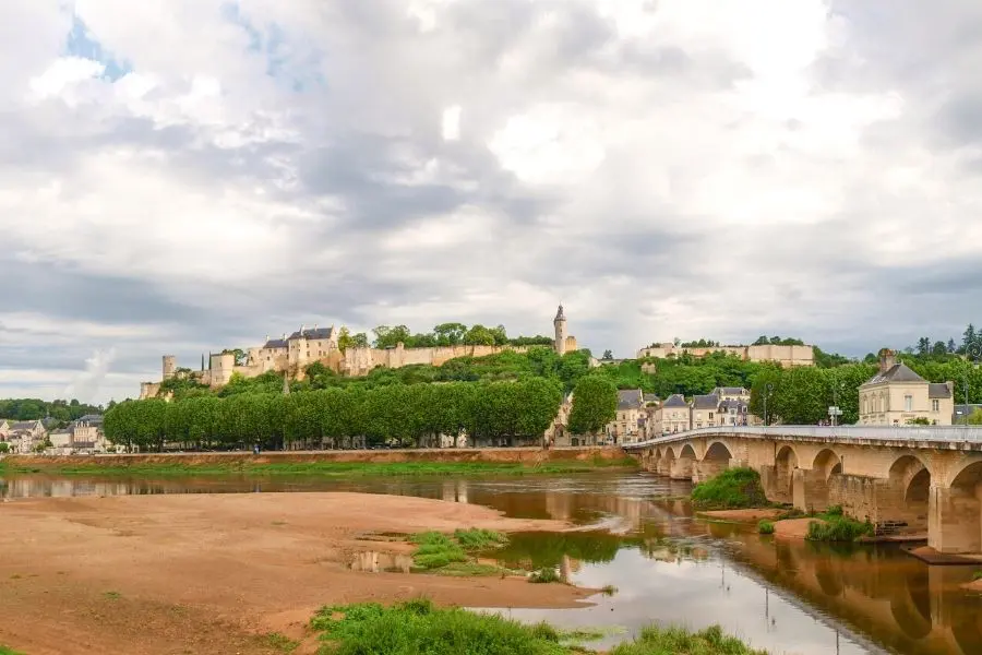 The town of Chinon, viewed from the Indre